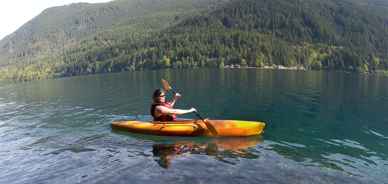 https://olympicpeninsula.org/wp-content/uploads/2018/08/kayak-on-lake-crescent-e1535428207137.png