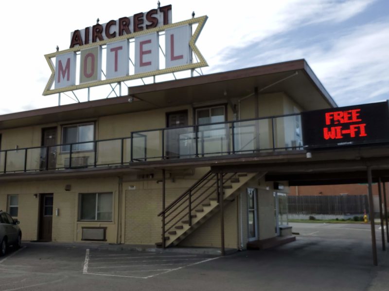 Aircrest Motel