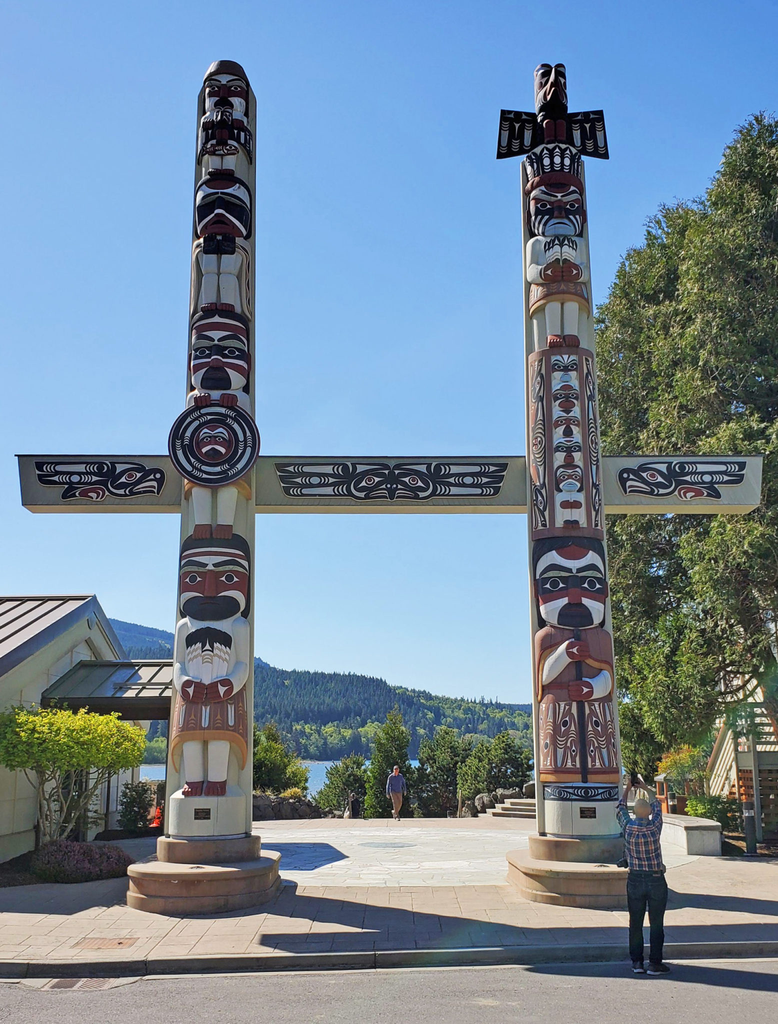 Totem Poles of the Jamestown S'Klallam Tribe - The Dance Plaza House Posts