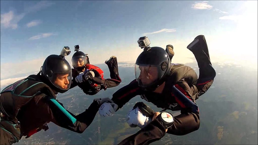 Skydive Kapowsin skydivers in Shelton, WA