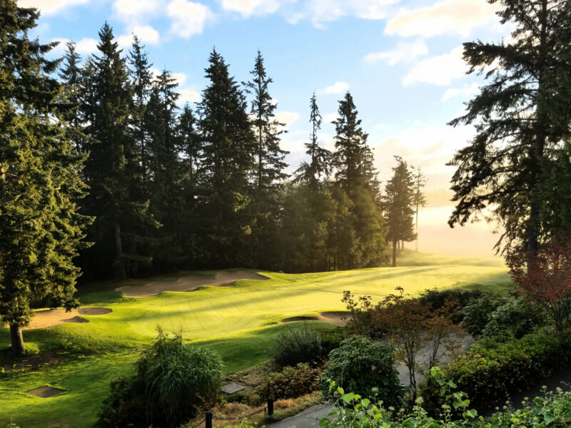 photo of the 9th hole at the Resort at Port Ludlow Golf Course