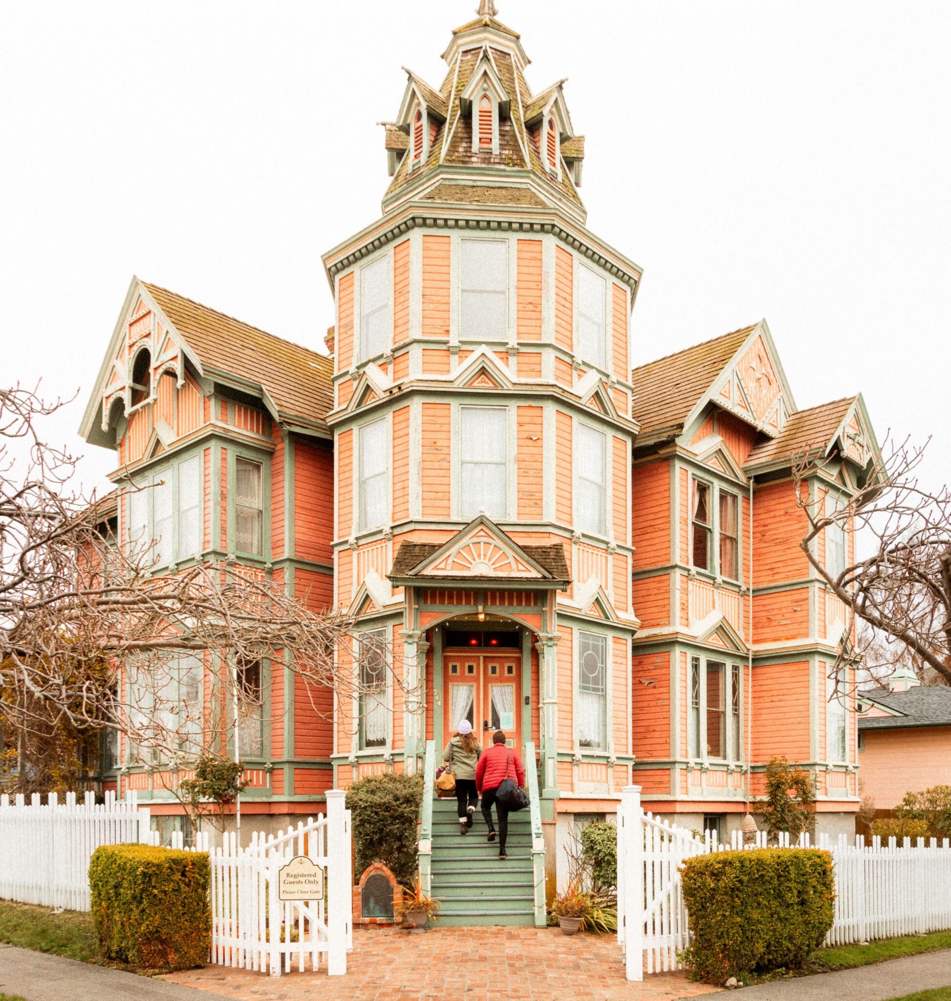 photo of exterior of Starrett house in Port Townsend, WA